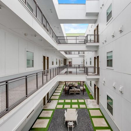 Snappy Loft Style 2Br I Gym I Parking I Workspace Dallas Exteriör bild